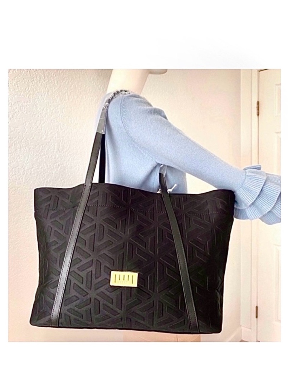 MEZZI New Quilted Nylon Tech Smart Bag Business Travel